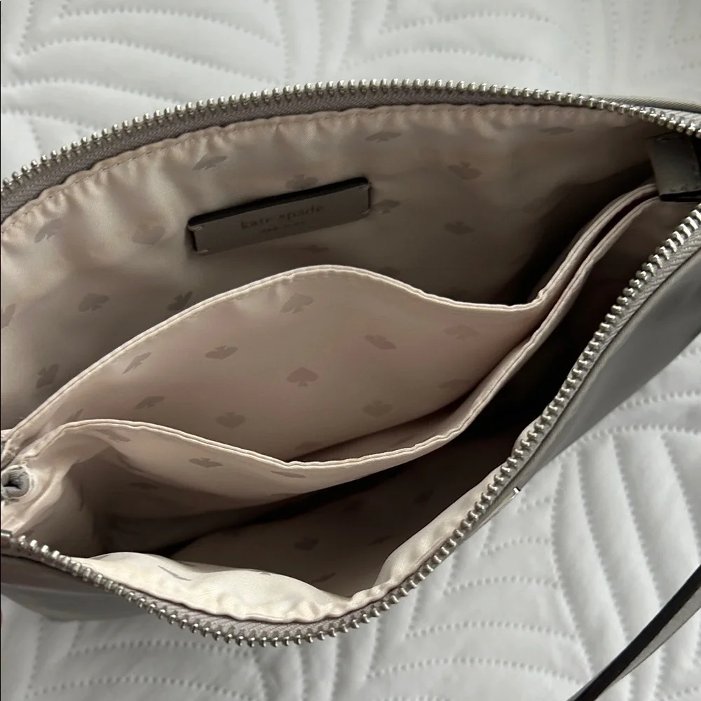 Kate Spade Chic Gray Crossbody Bag - Picture 5 of 5